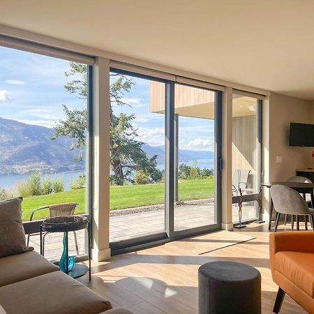 Kelowfornia Lakeview Retreat ケロウナ エクステリア 写真
