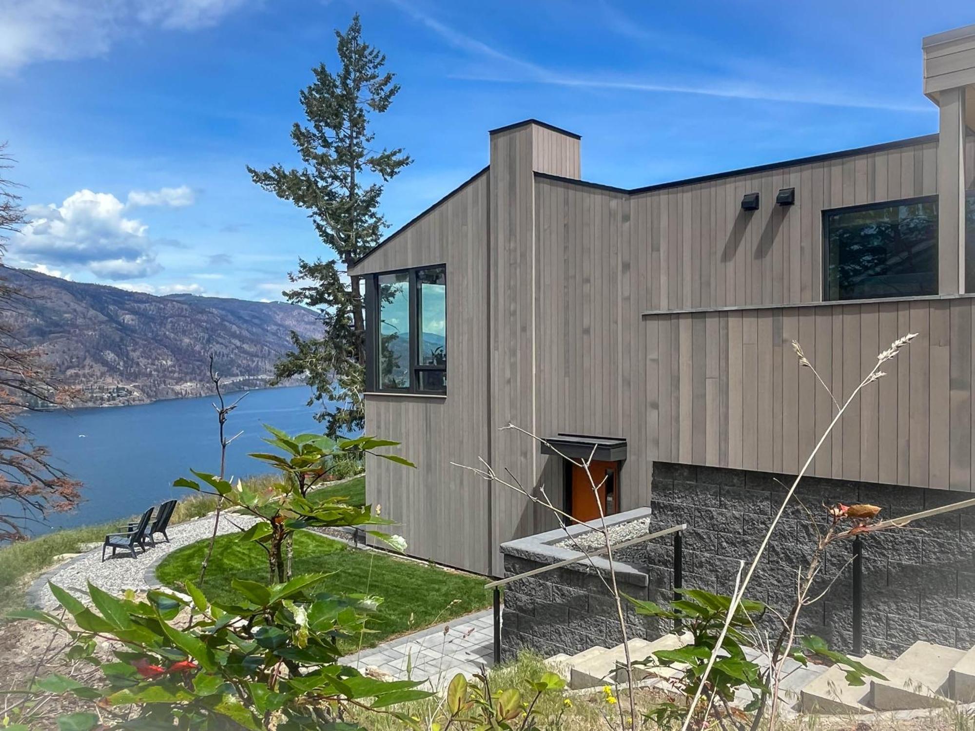 Kelowfornia Lakeview Retreat ケロウナ エクステリア 写真